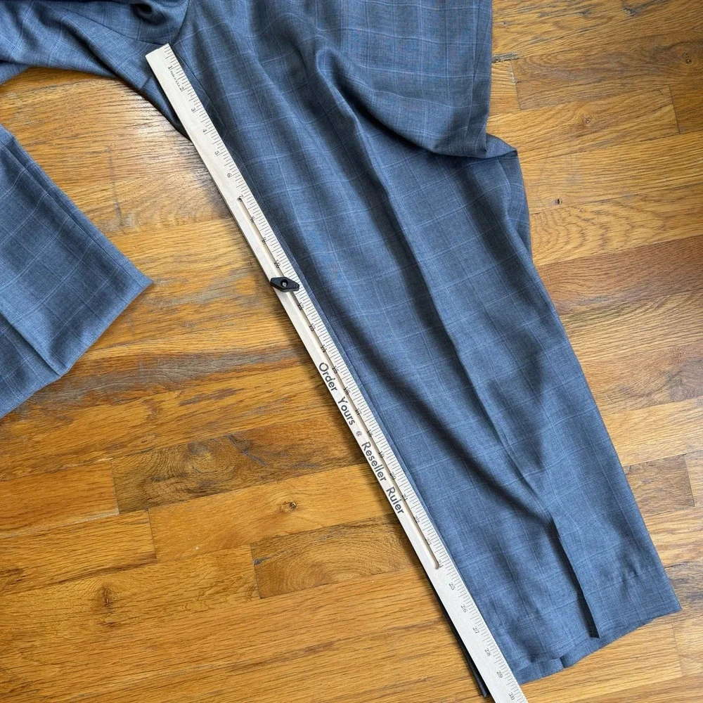 Jos A Bank Mens Suit 50R 45x30 Grey Windowpane Two Button Wool Tailored Fit